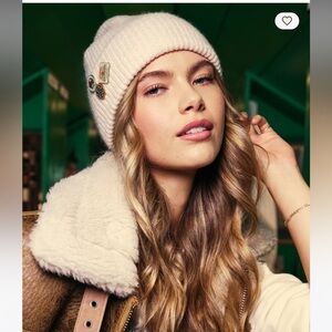 NWT AE Cozy Ribbed Beanie
